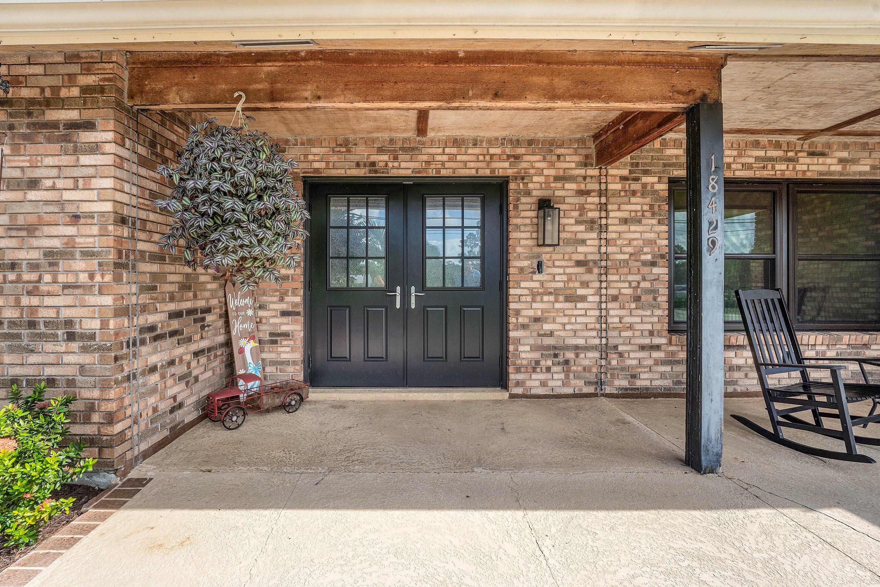 18429 Sycamore Drive W — Photo 5