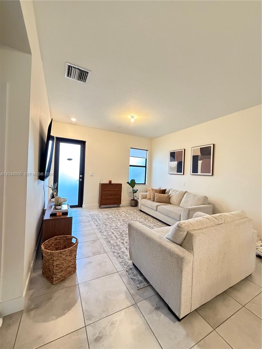 8195 NW 104th Ave # 22 — Photo 5