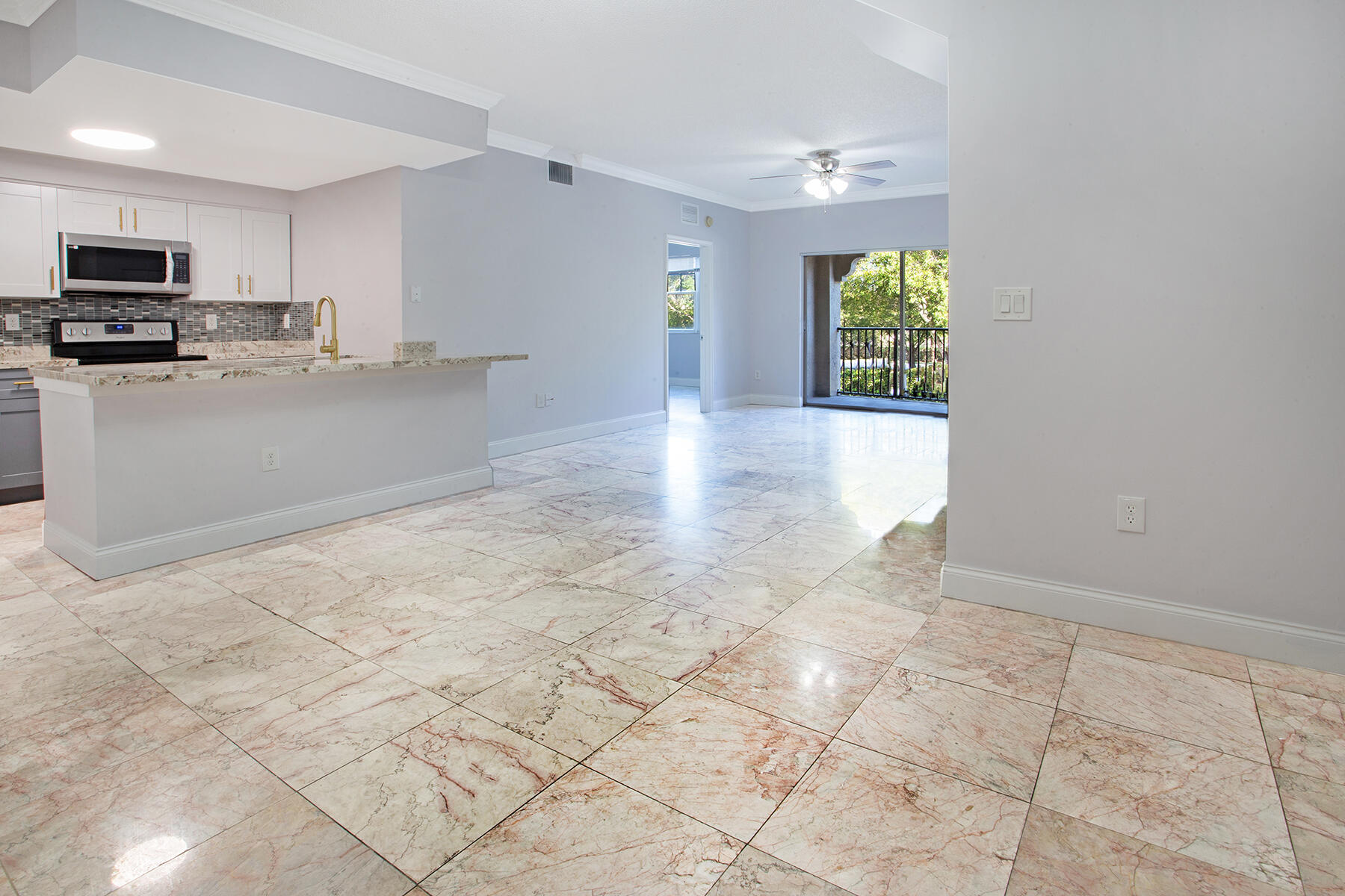 5860 W Sample Road # 204 — Photo 3