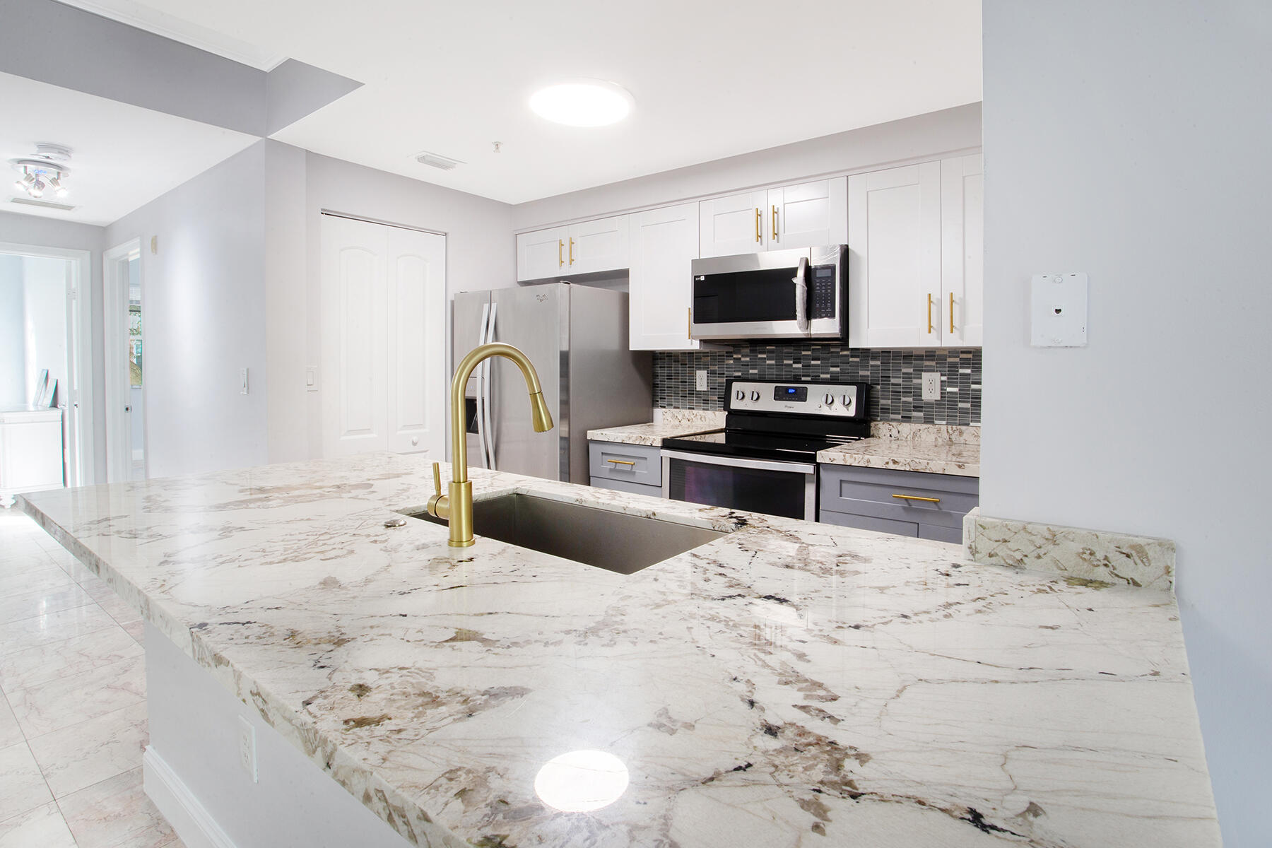 5860 W Sample Road # 204 — Photo 2