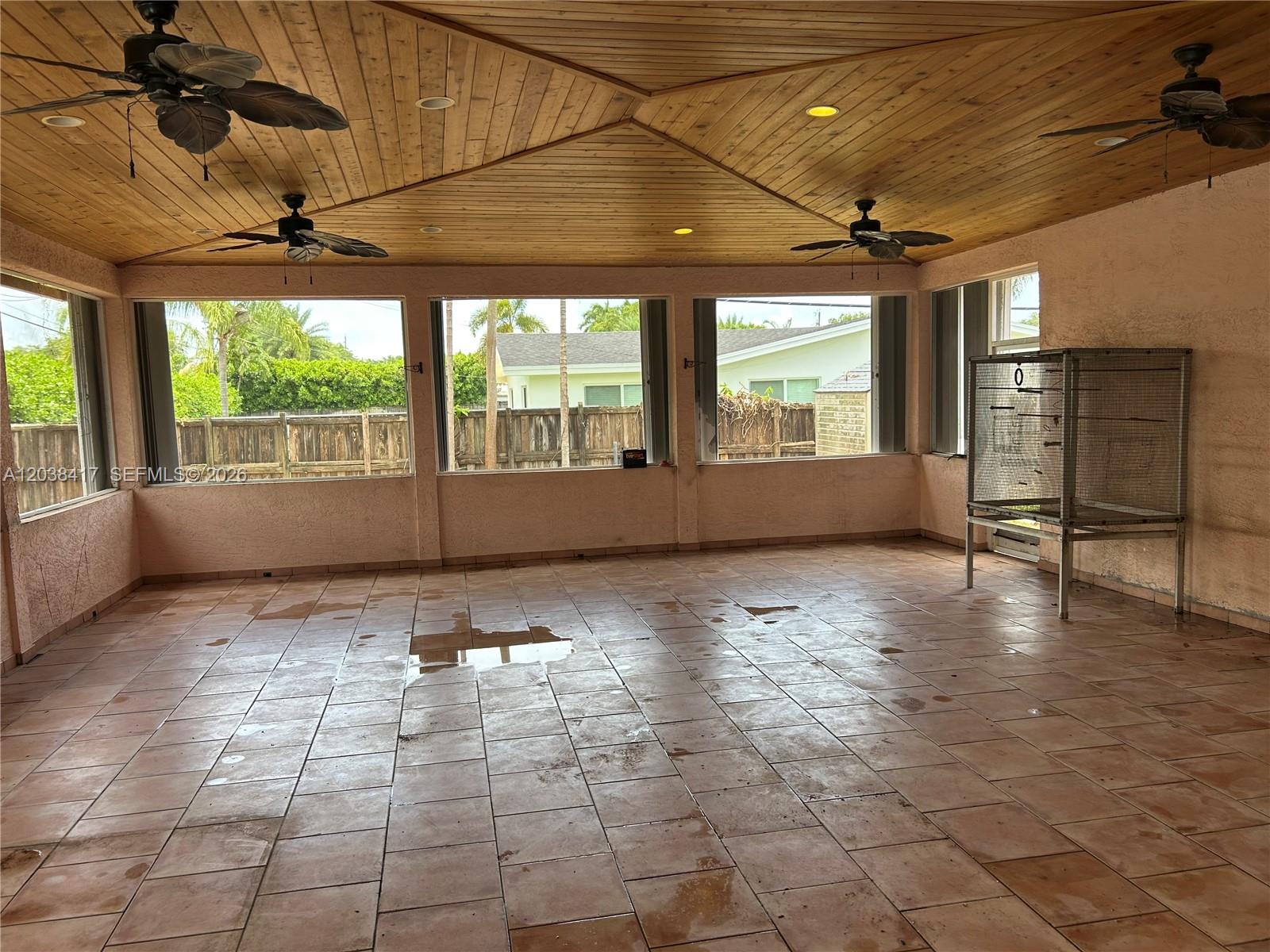 8385 SW 105th St — Photo 2