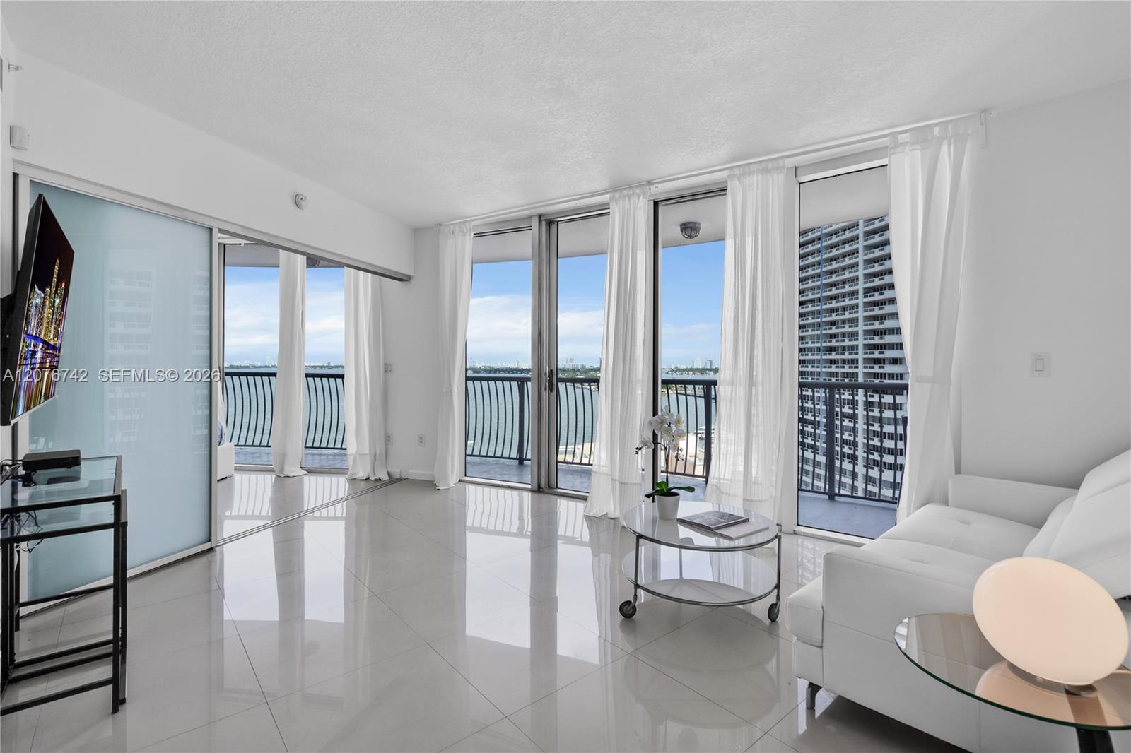 1750 N Bayshore Dr # 1602 — Photo 5