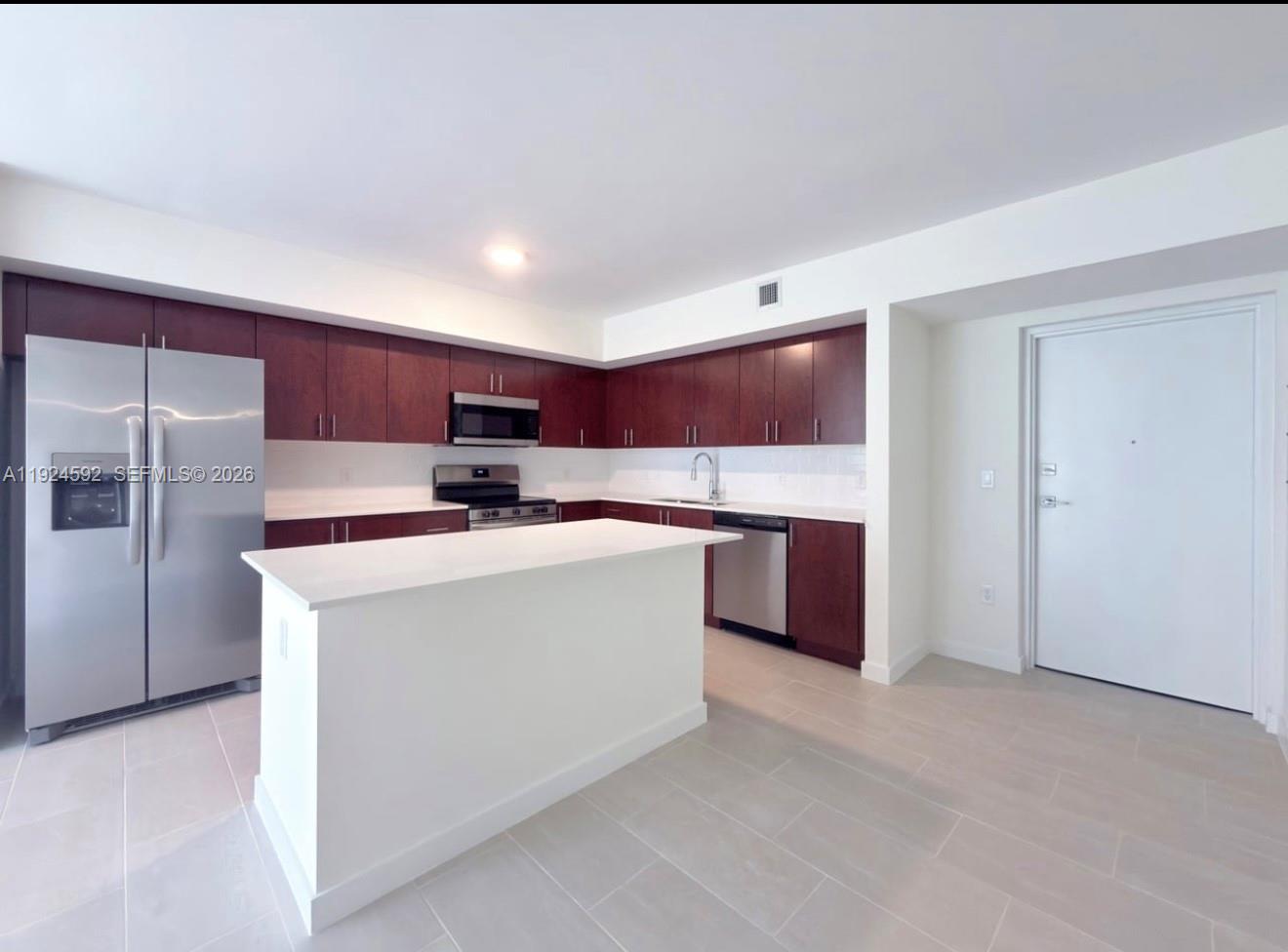 11239 NW 4th Ter # 610, Sweetwater FL 33172