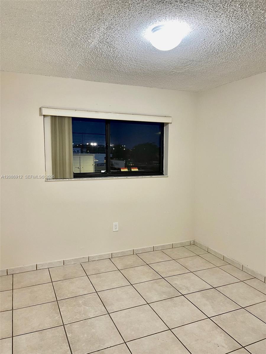 5825 W 25th Ct # 311 — Photo 4