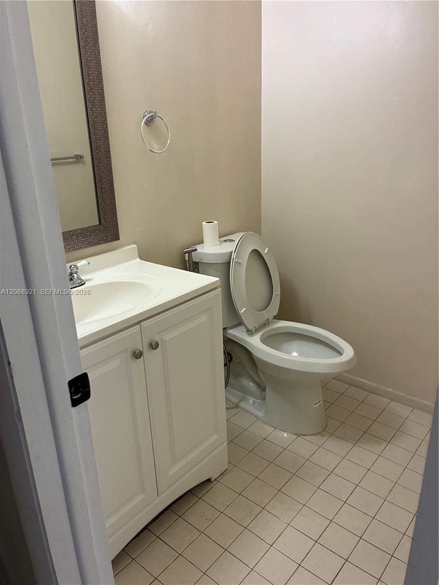 8325 SW 72nd Ave # 305C — Photo 3
