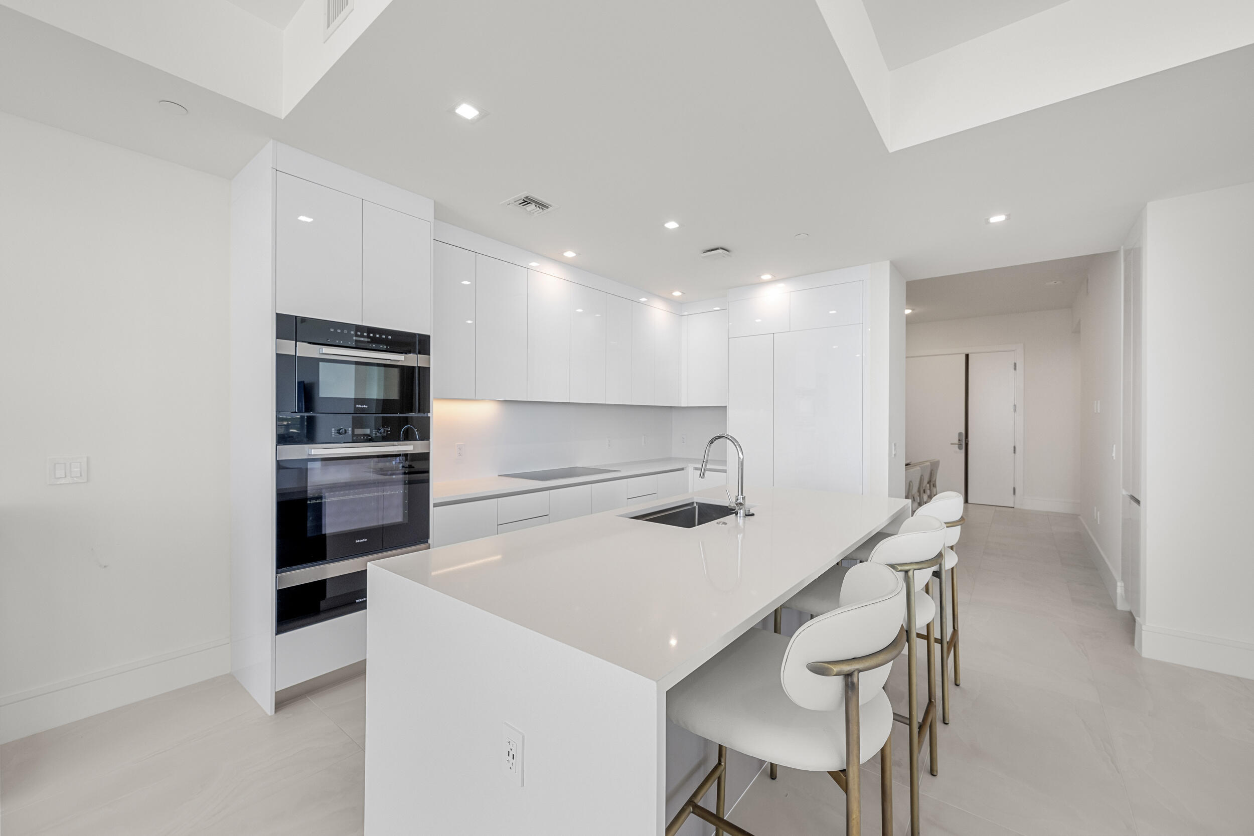 220 Lake Shore Drive # 1001 — Photo 3