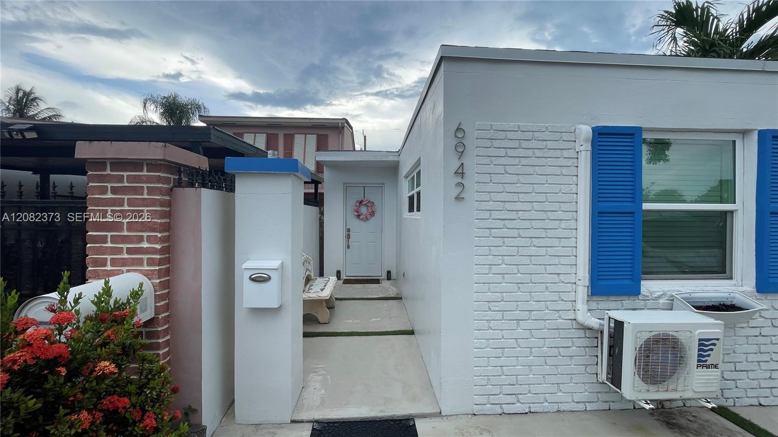 6942 W 14th Ct, Hialeah FL 33014