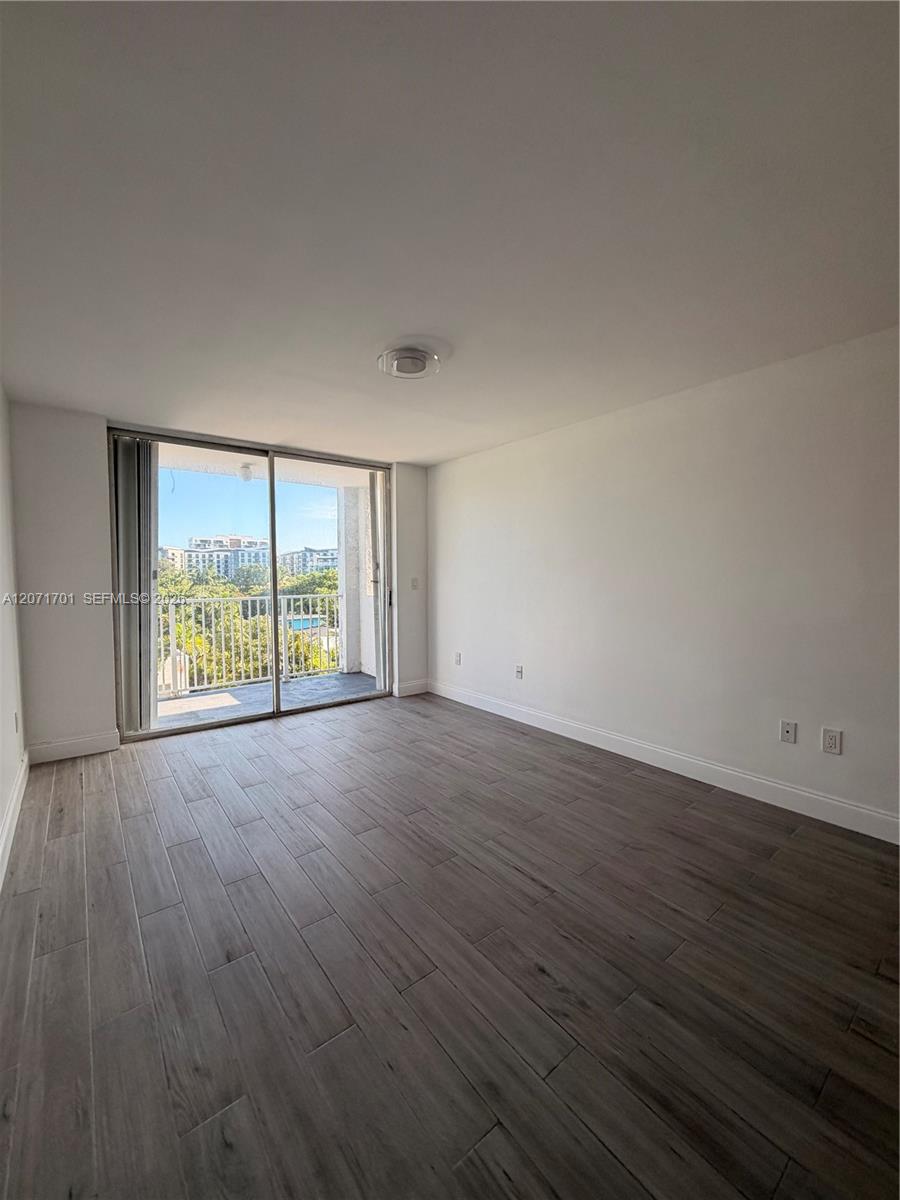 1010 NW 11th St # 507 View 9