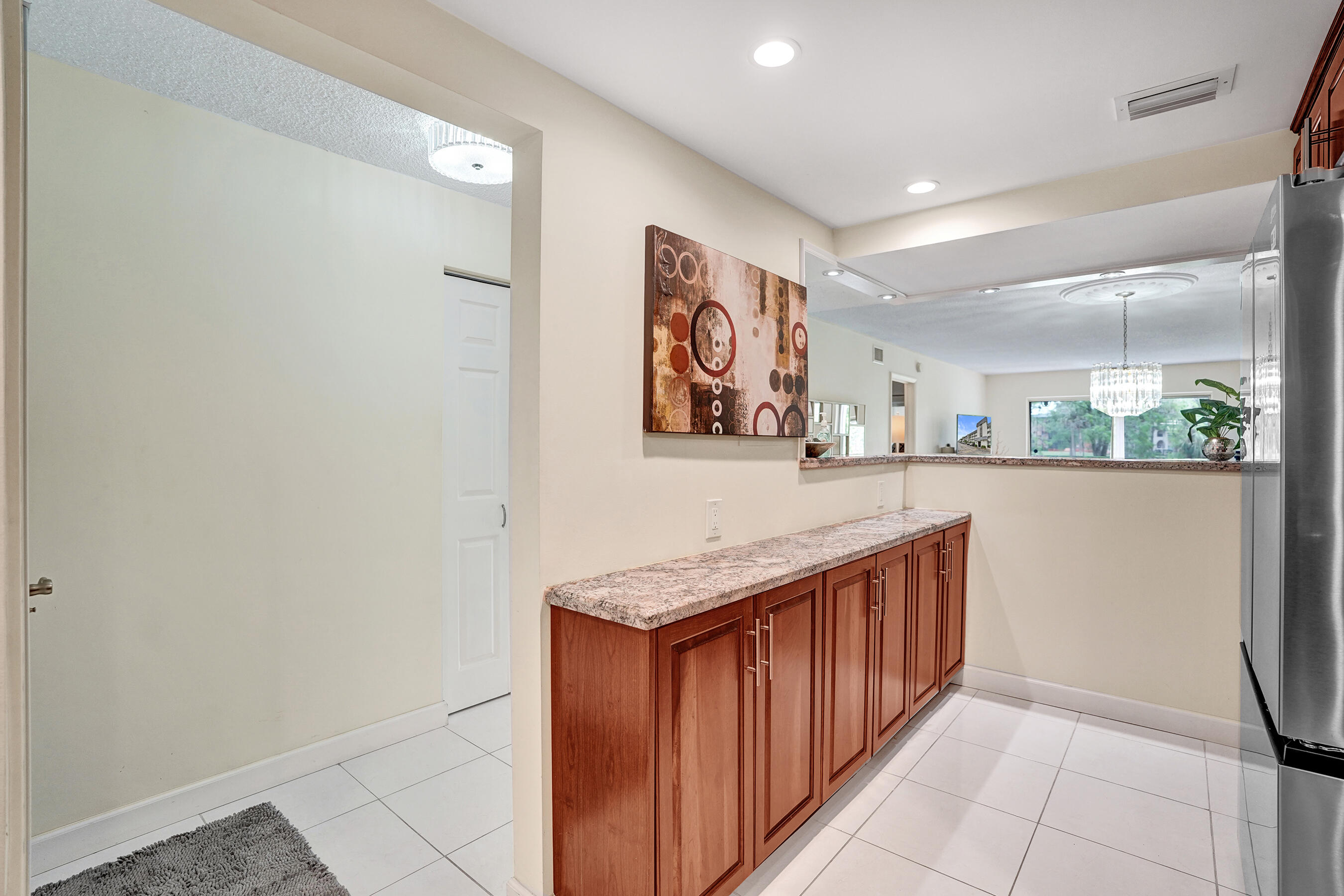 6200 NW 44th Unit # 204 Street # 204 — Photo 5