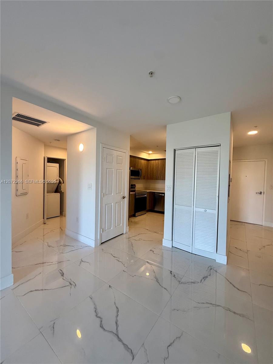 10950 NW 82nd St # 324 — Photo 3