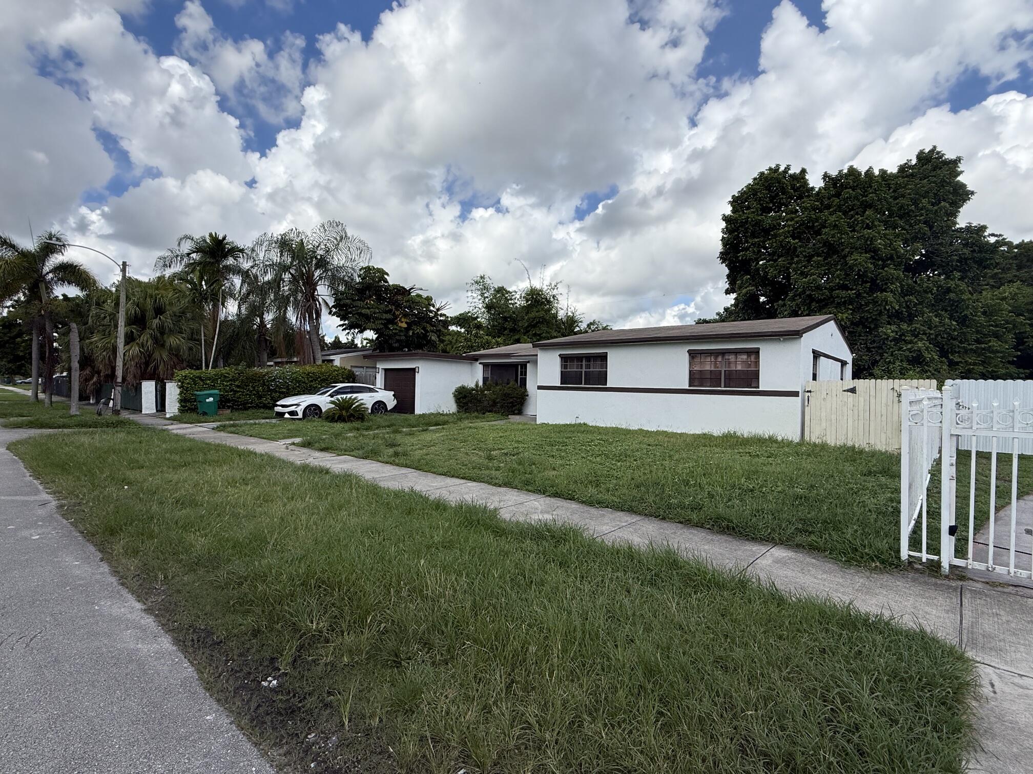 761 NW 183RD Drive — Photo 5