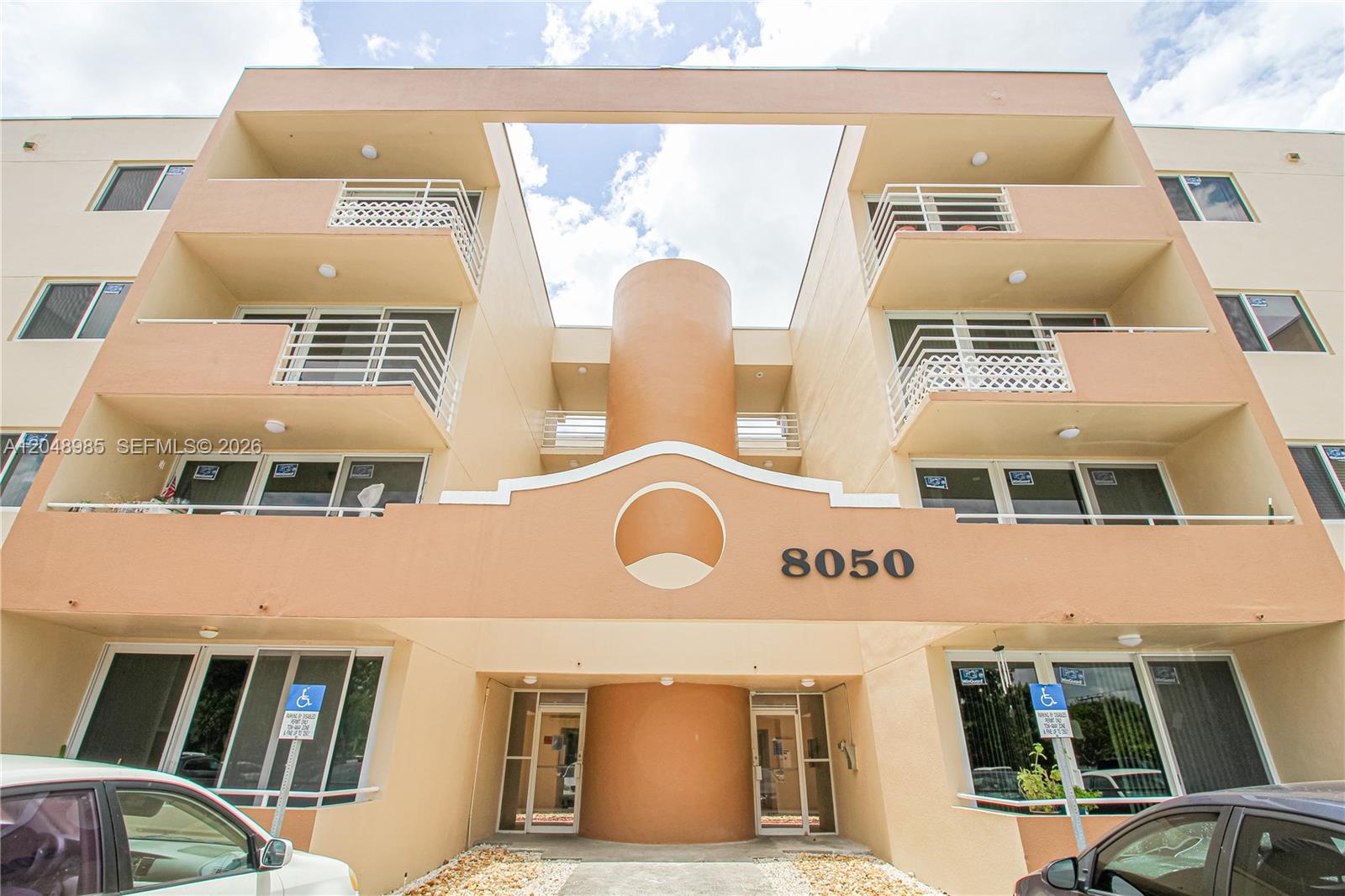8050 NW 8th St # 1306, Miami FL 33126