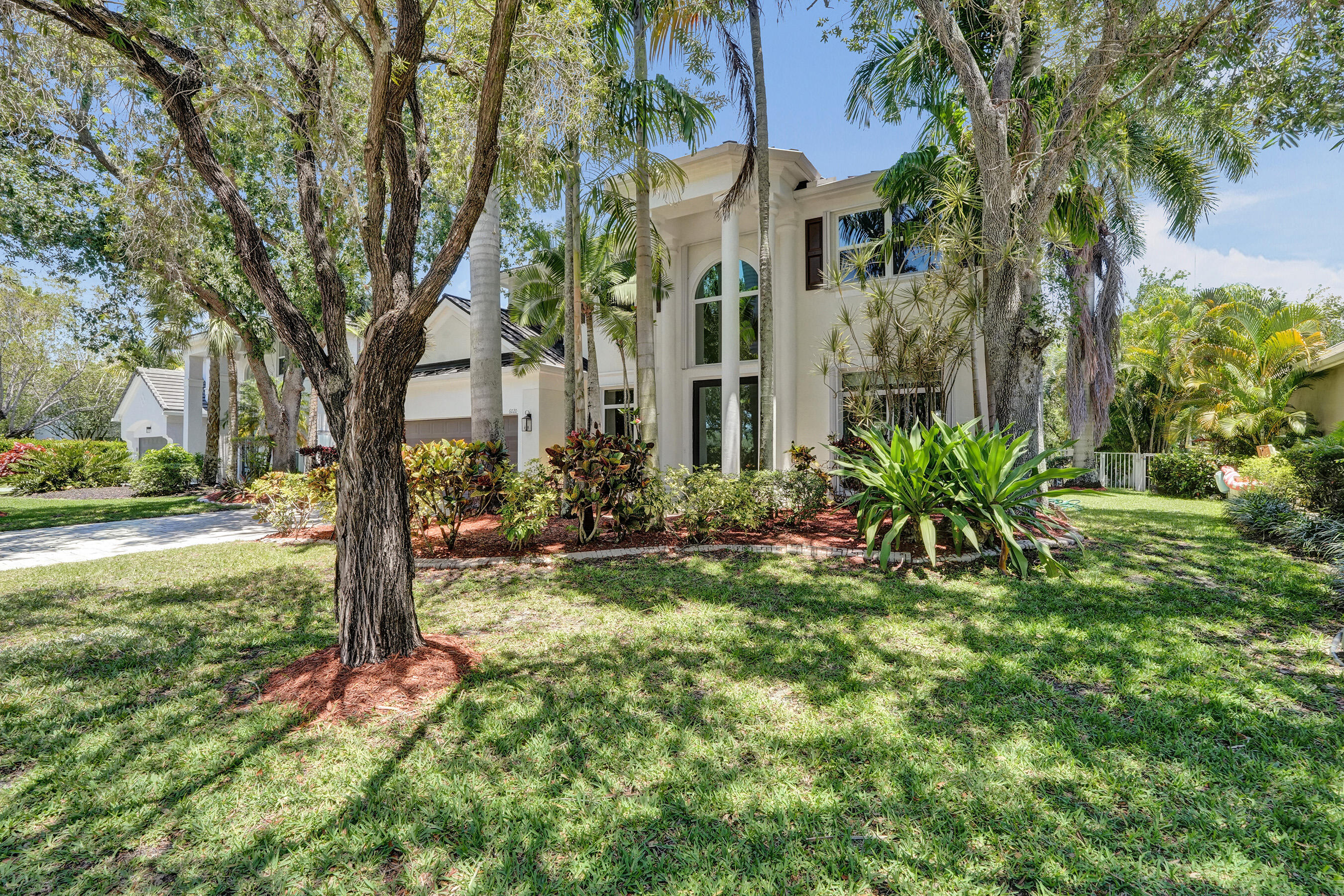 6020 NW 104th Lane — Photo 4