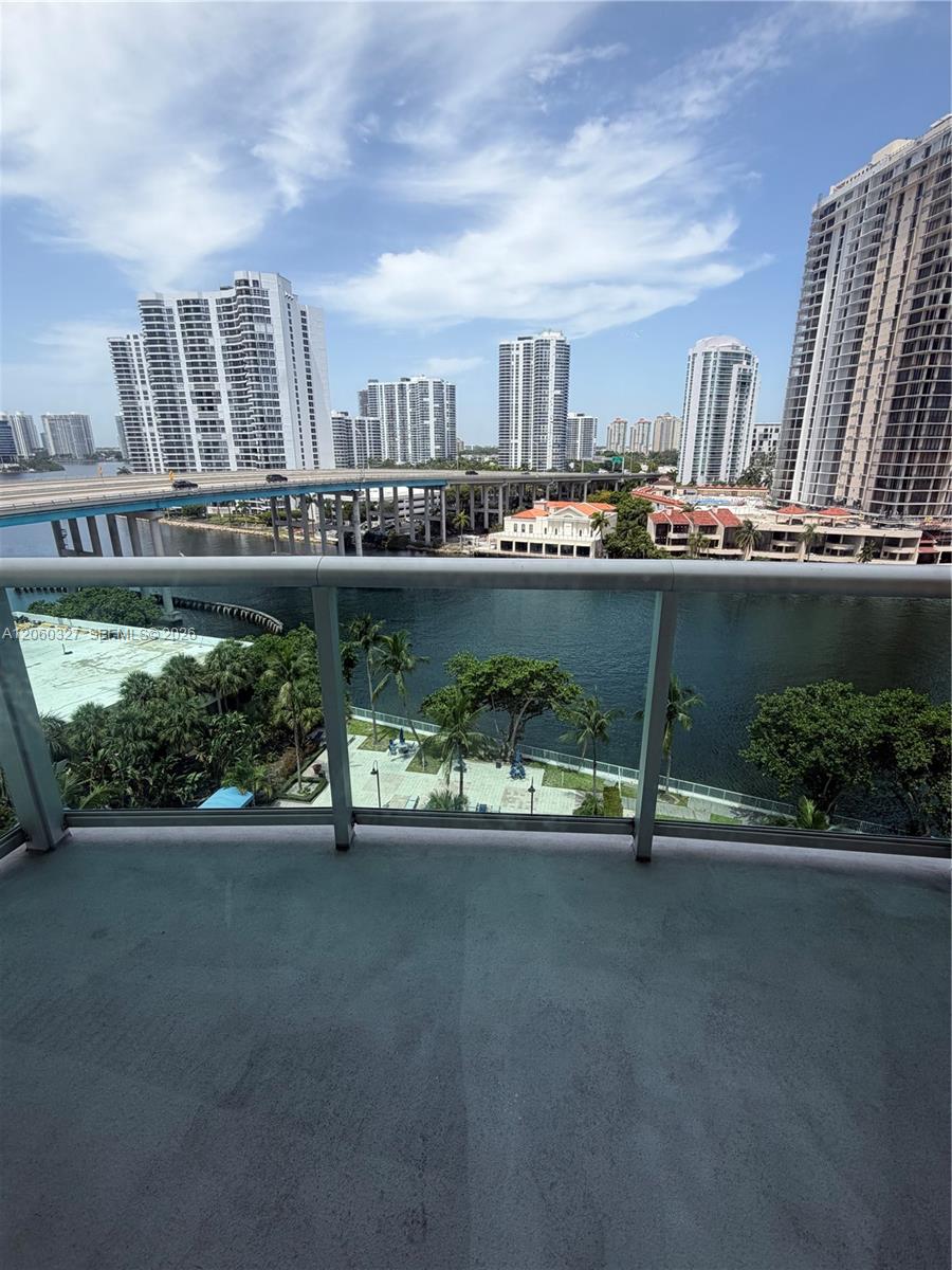 19390 Collins Ave # 1007, Sunny Isles Beach FL 33160