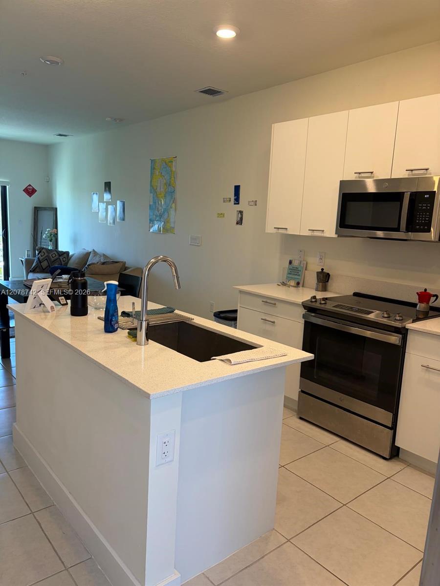 8001 NW 41st St # 310, Doral FL 33166
