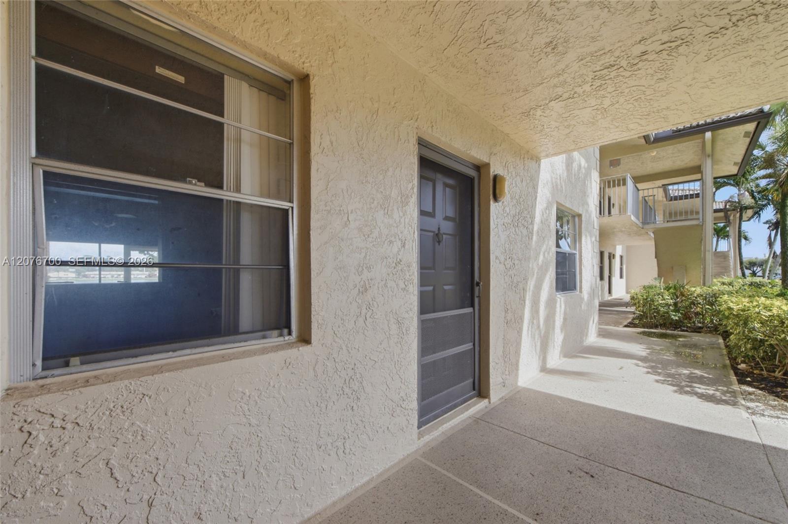 5510 Lakeside Dr # 108 — Photo 2