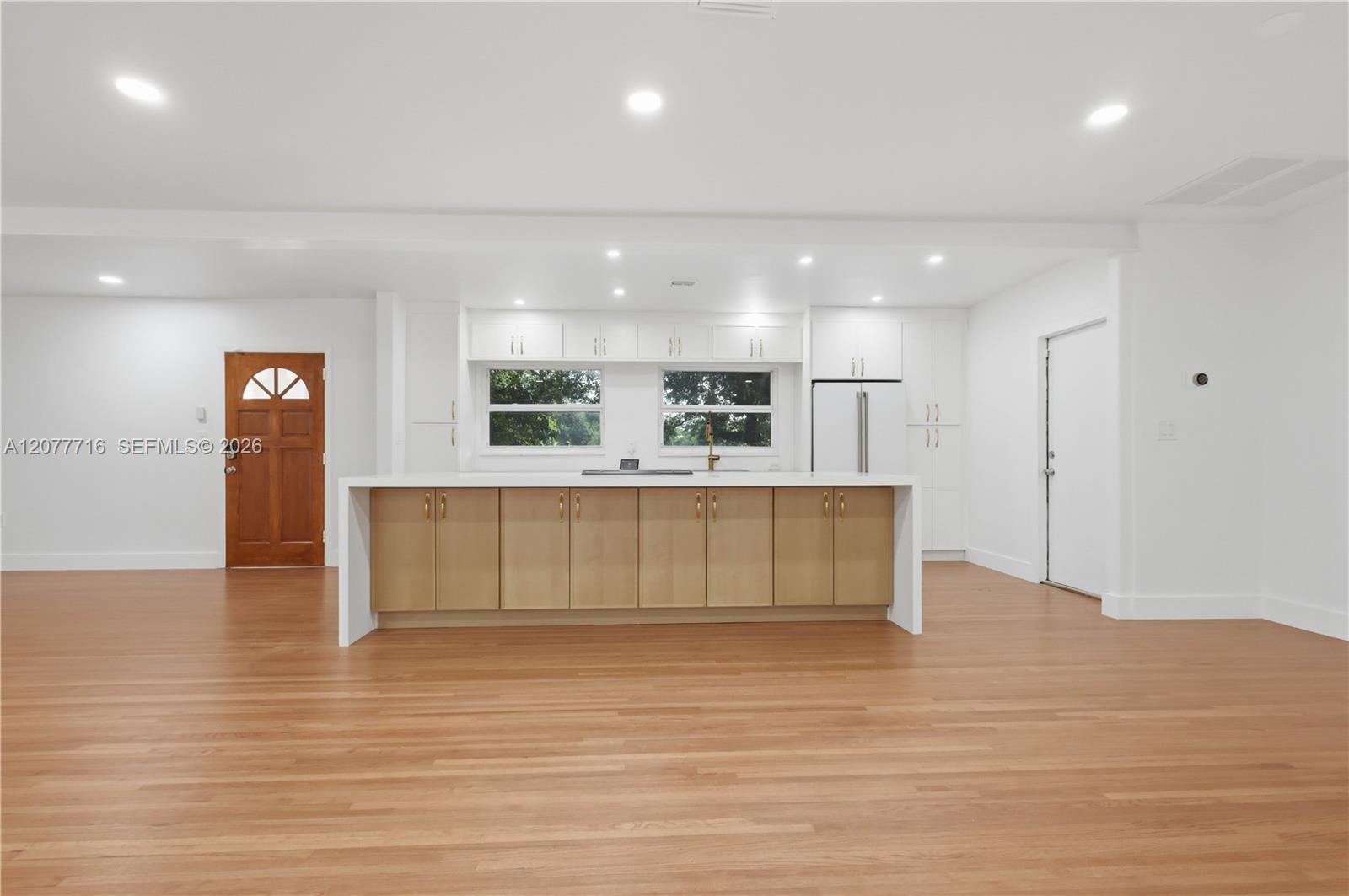 13040 N Miami Ave — Photo 4