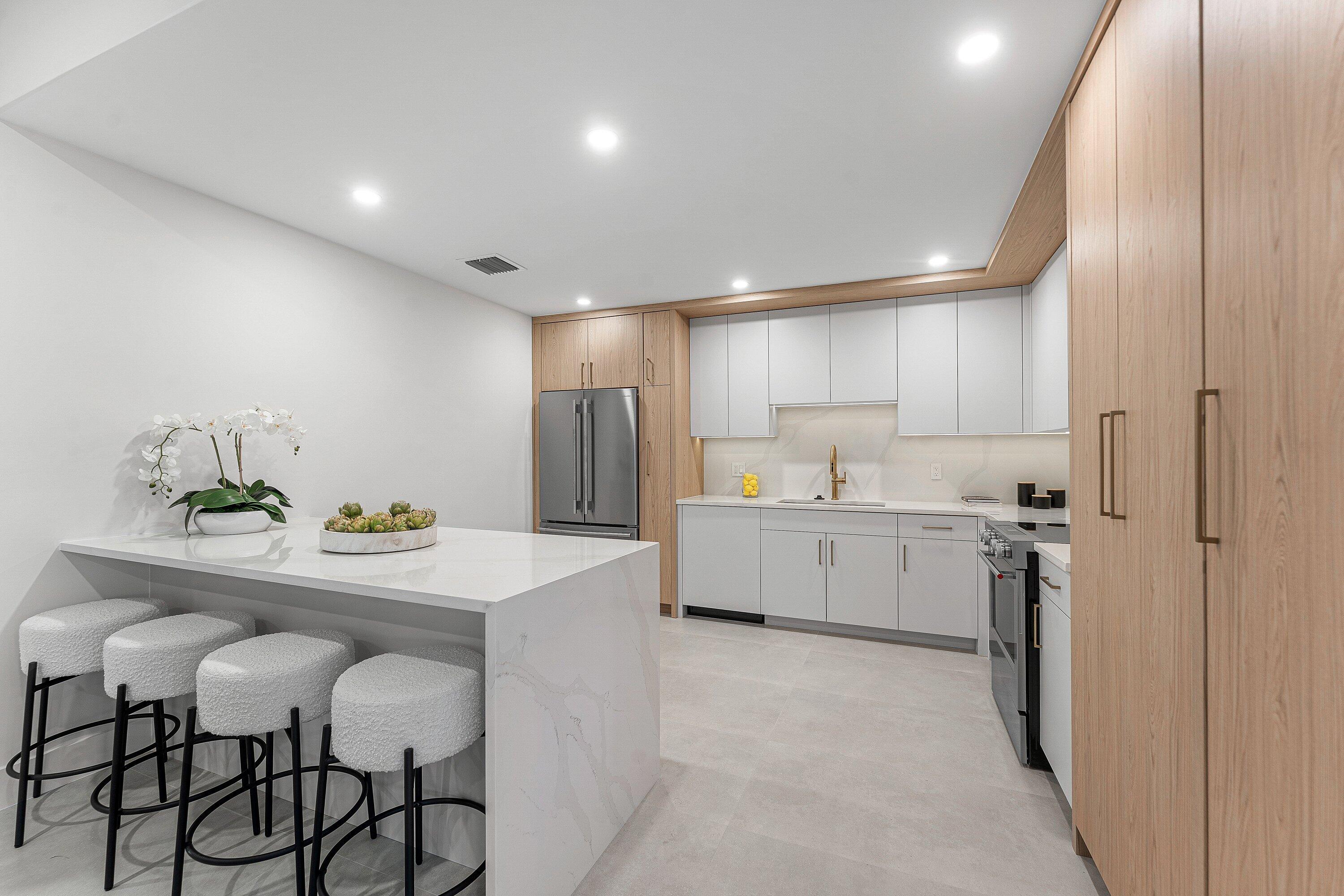 5160 Lake Catalina Drive # C — Photo 2