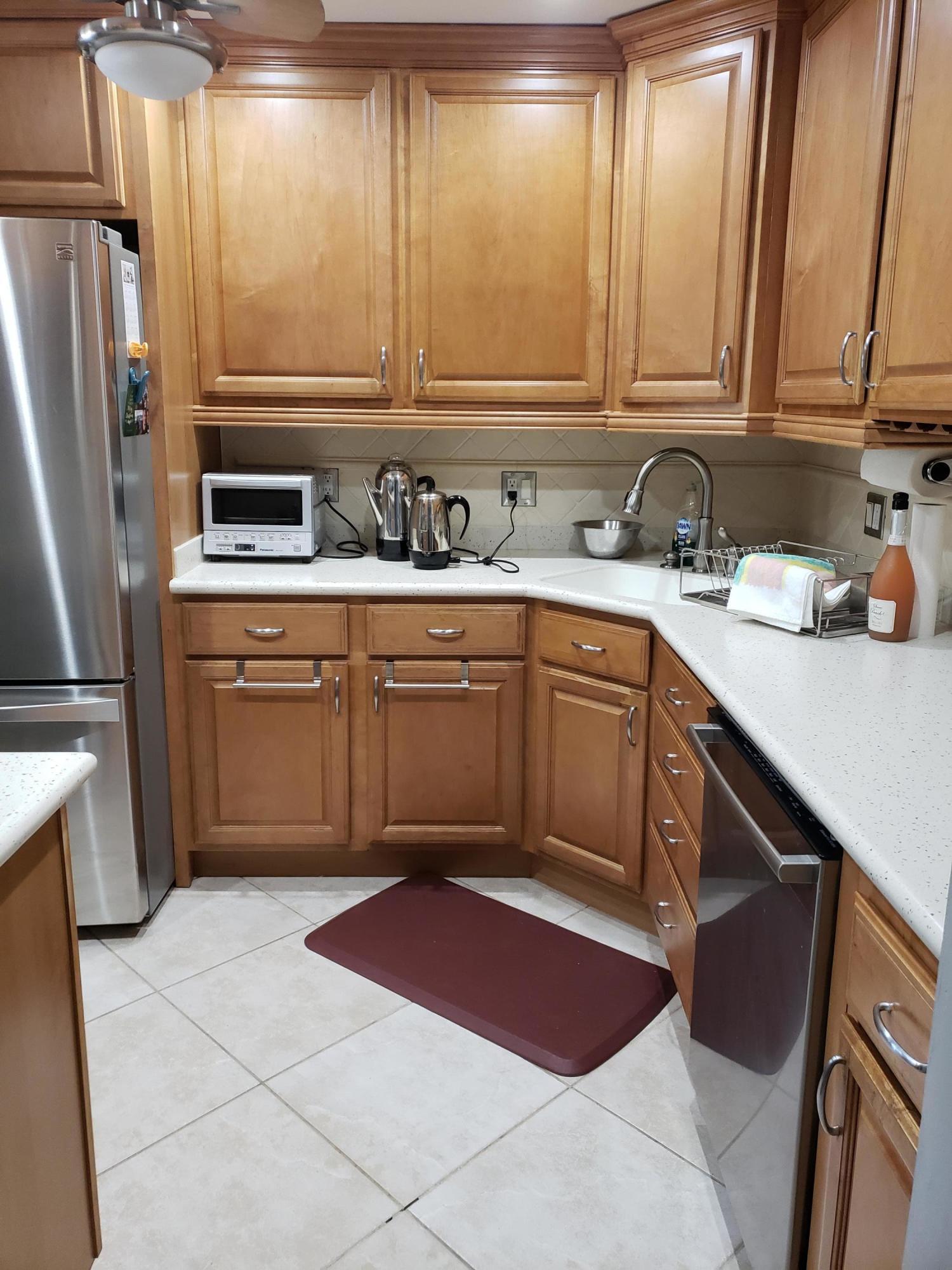 3980 Oaks Clubhouse Drive # 101 — Photo 5
