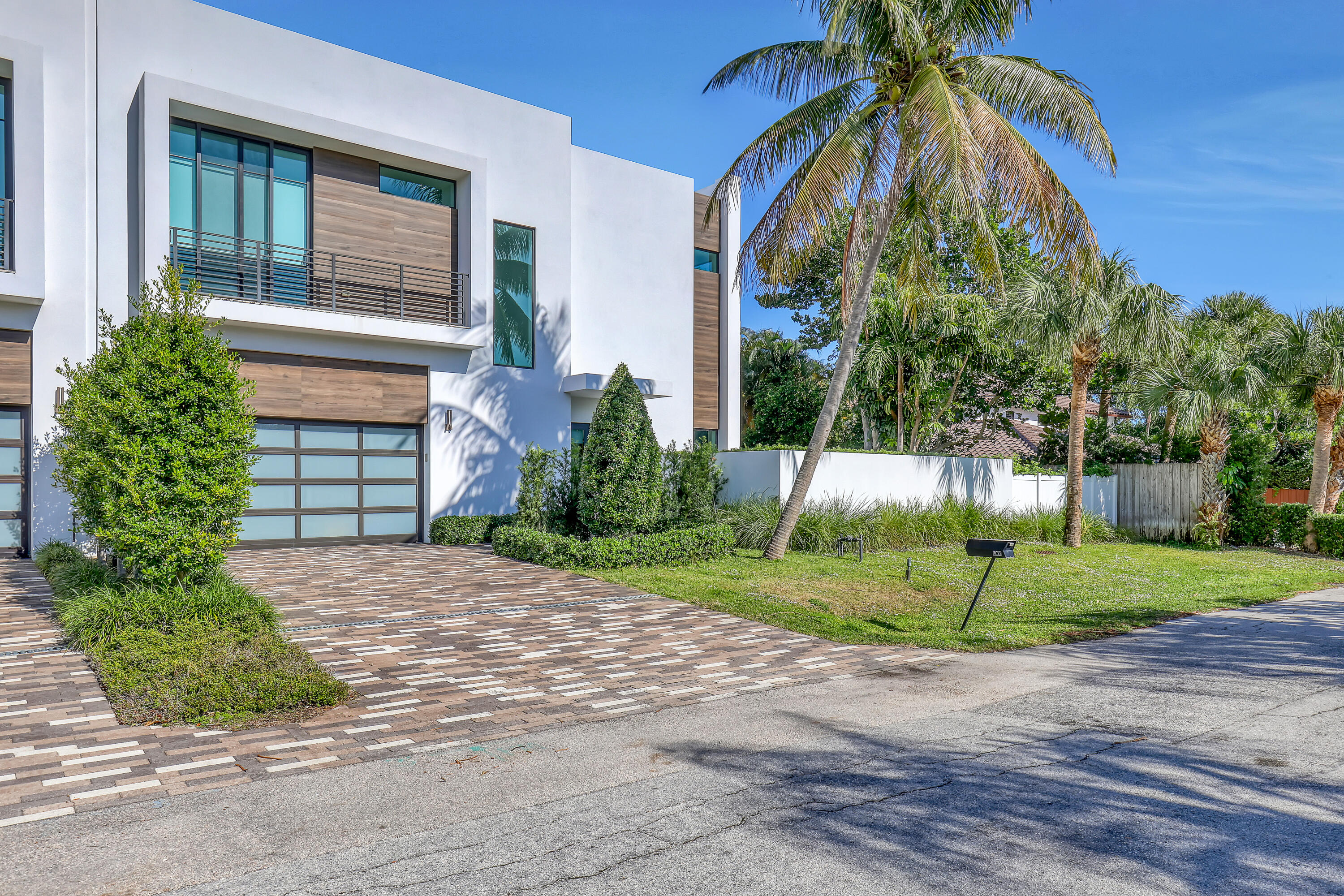 703 NE 5th Street, Delray Beach FL 33483