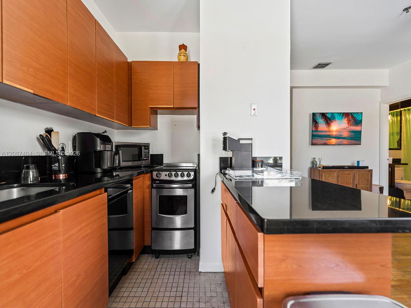 1244 Pennsylvania Ave # 302 — Photo 4