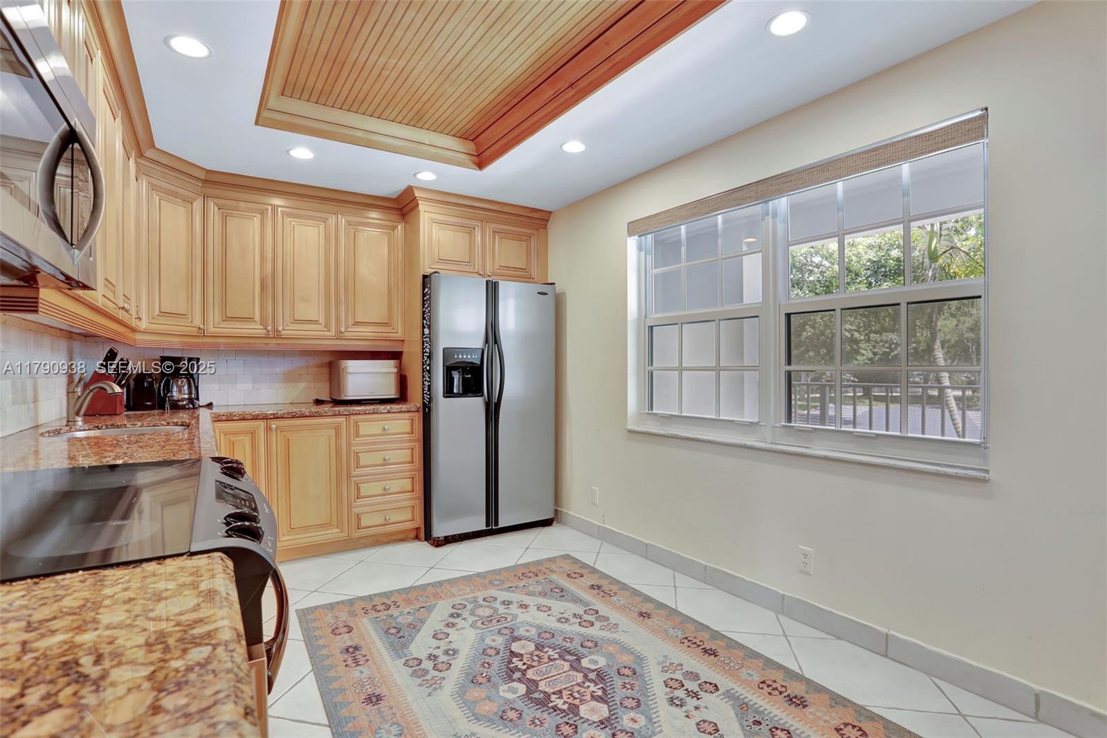 4020 W Palm Aire Dr # 204 — Photo 3