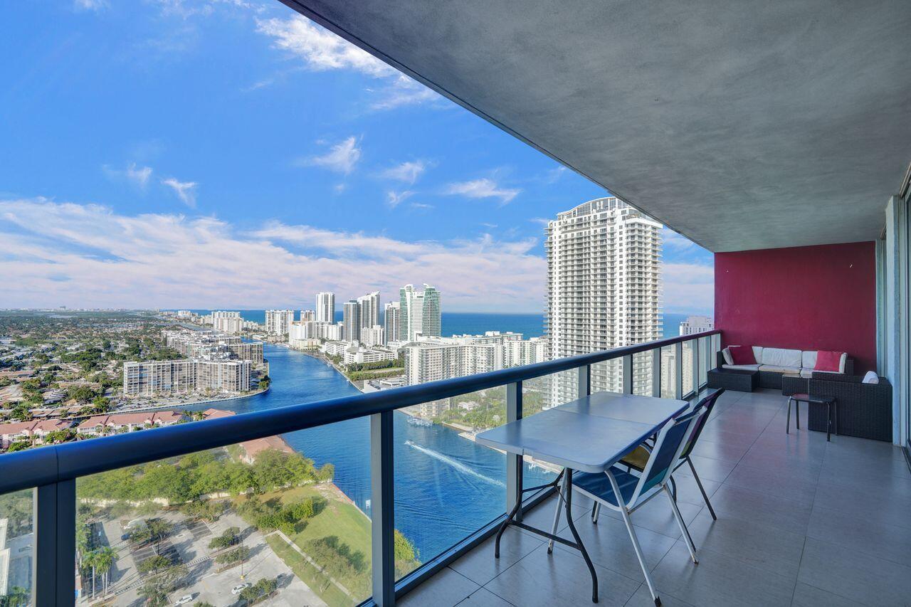 2600 E HALLANDALE BEACH Boulevard # T3210 — Photo 2