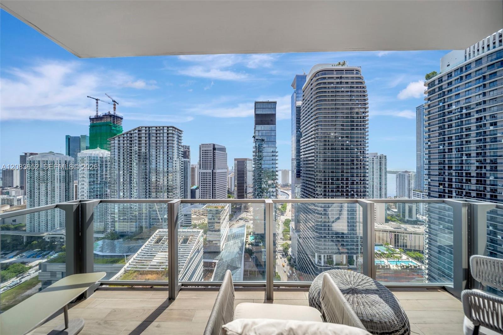 88 SW 7th St # 3203 — Photo 4