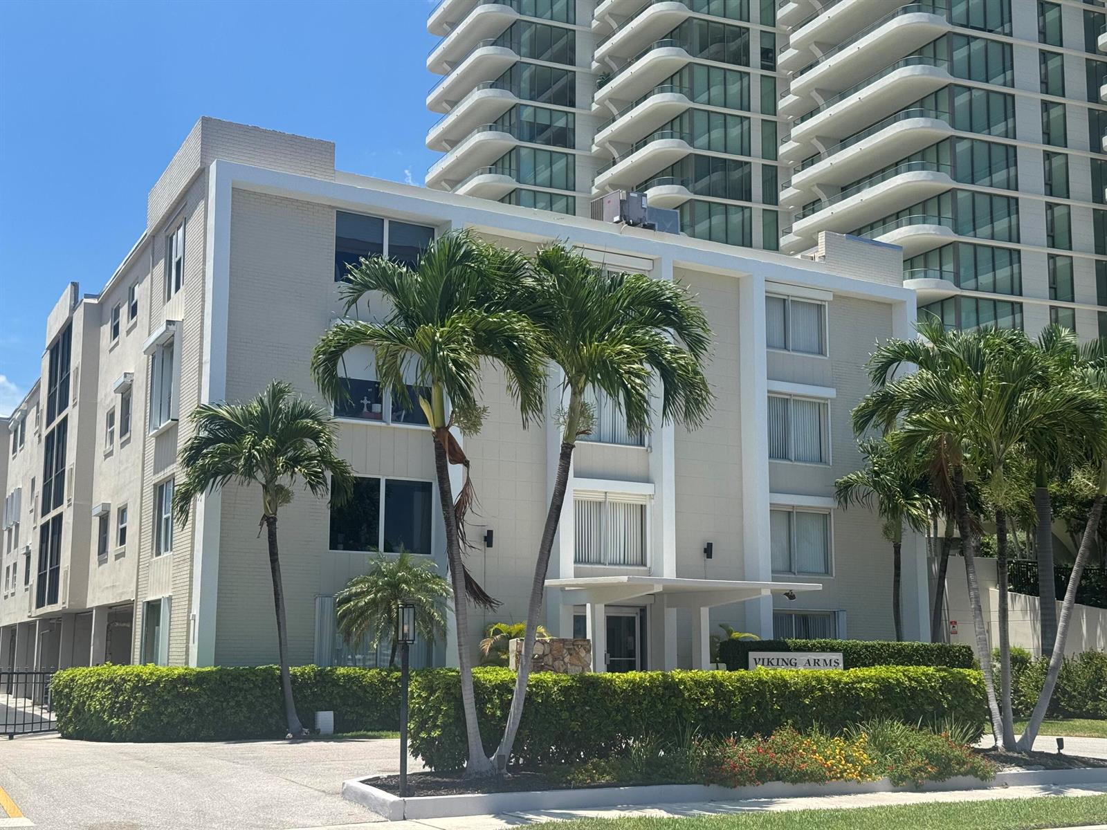 1527 S Flagler Drive 112f, (8)