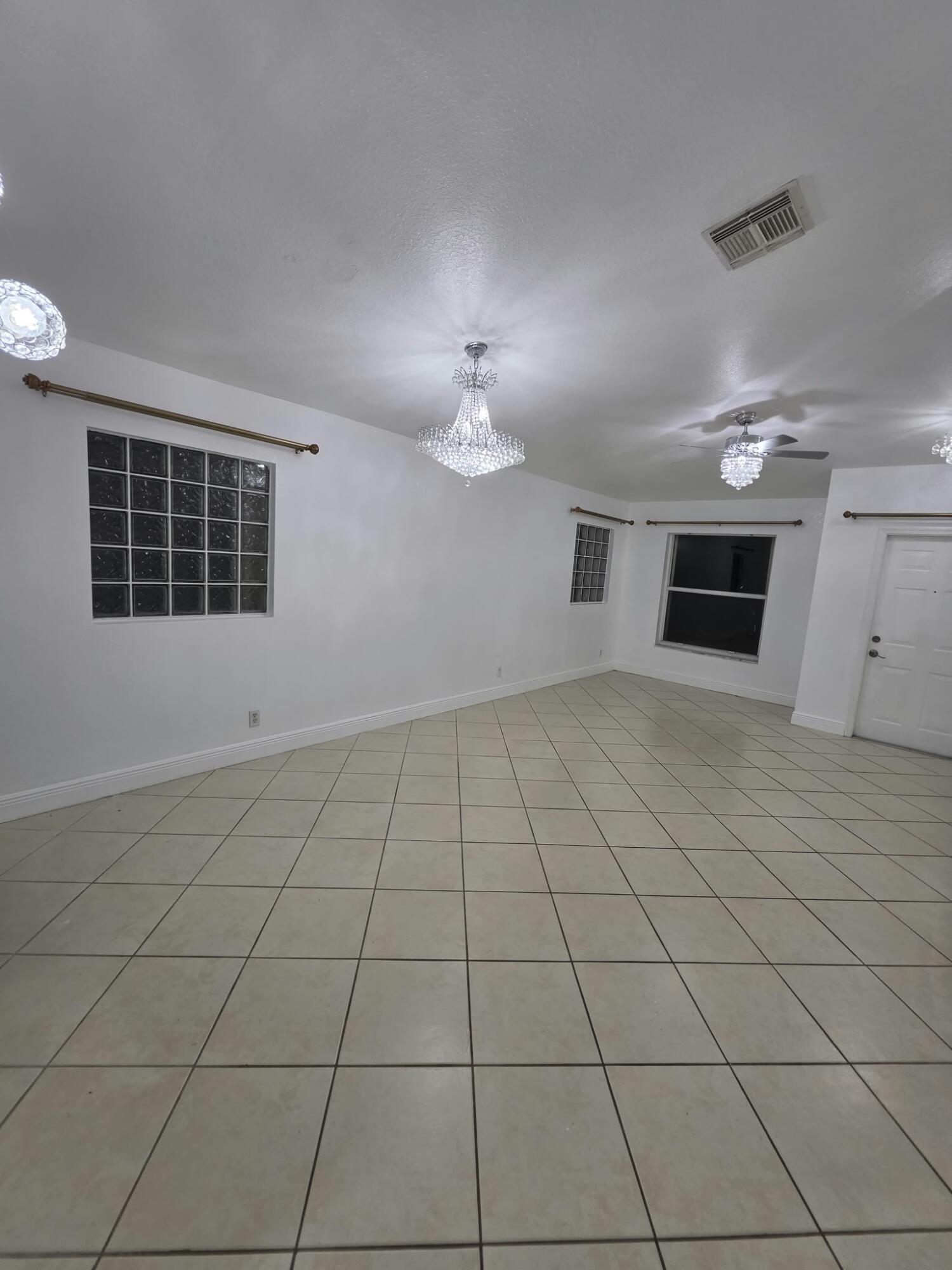 2106 LITTLE TORCH Street — Photo 5