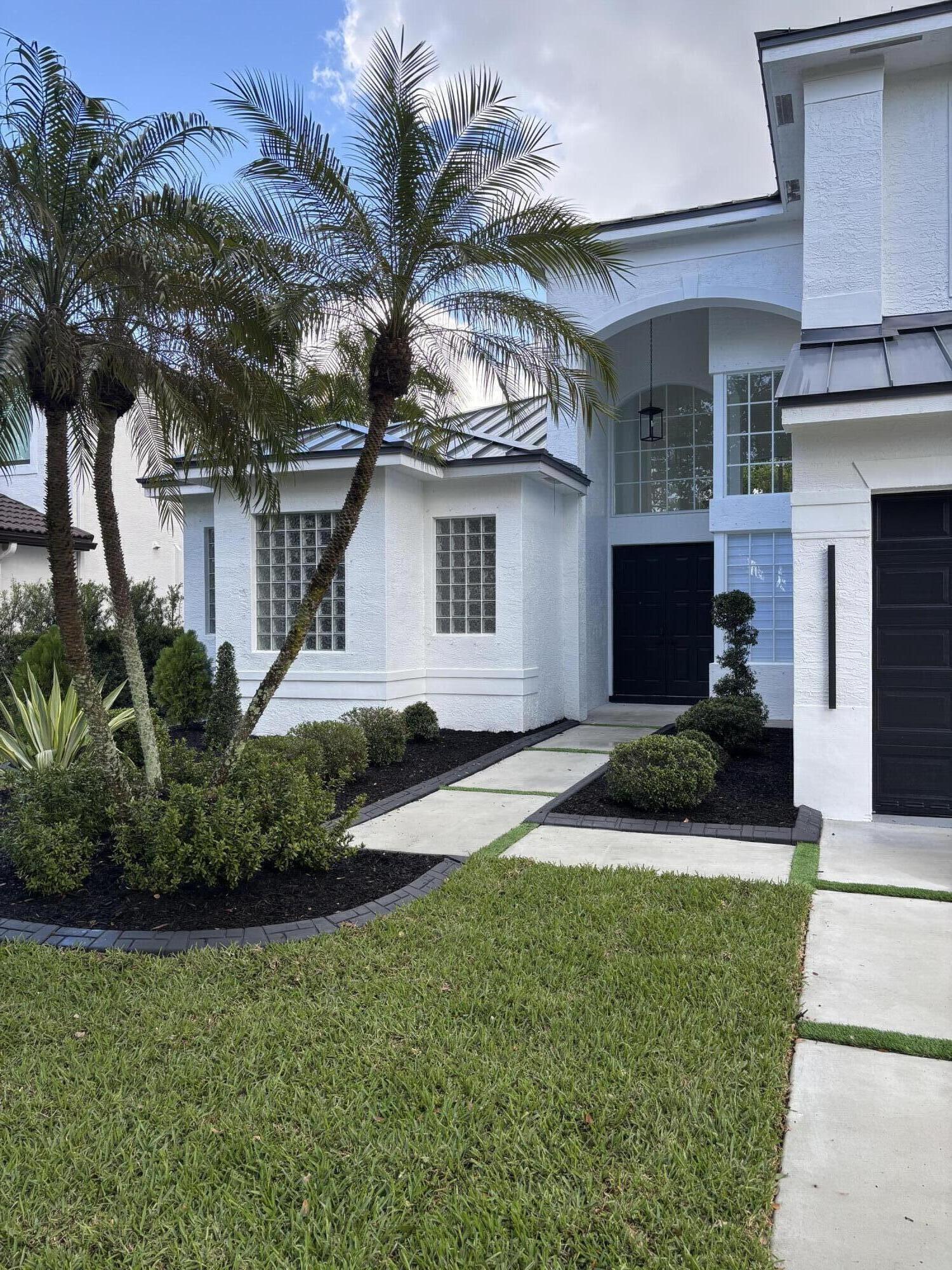 5227 SW 195th Terrace — Photo 3