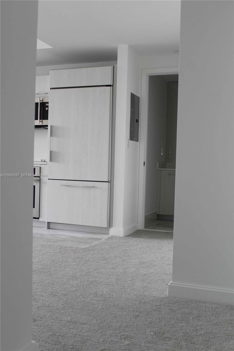 45 SW 9th St # 2809 — Photo 5