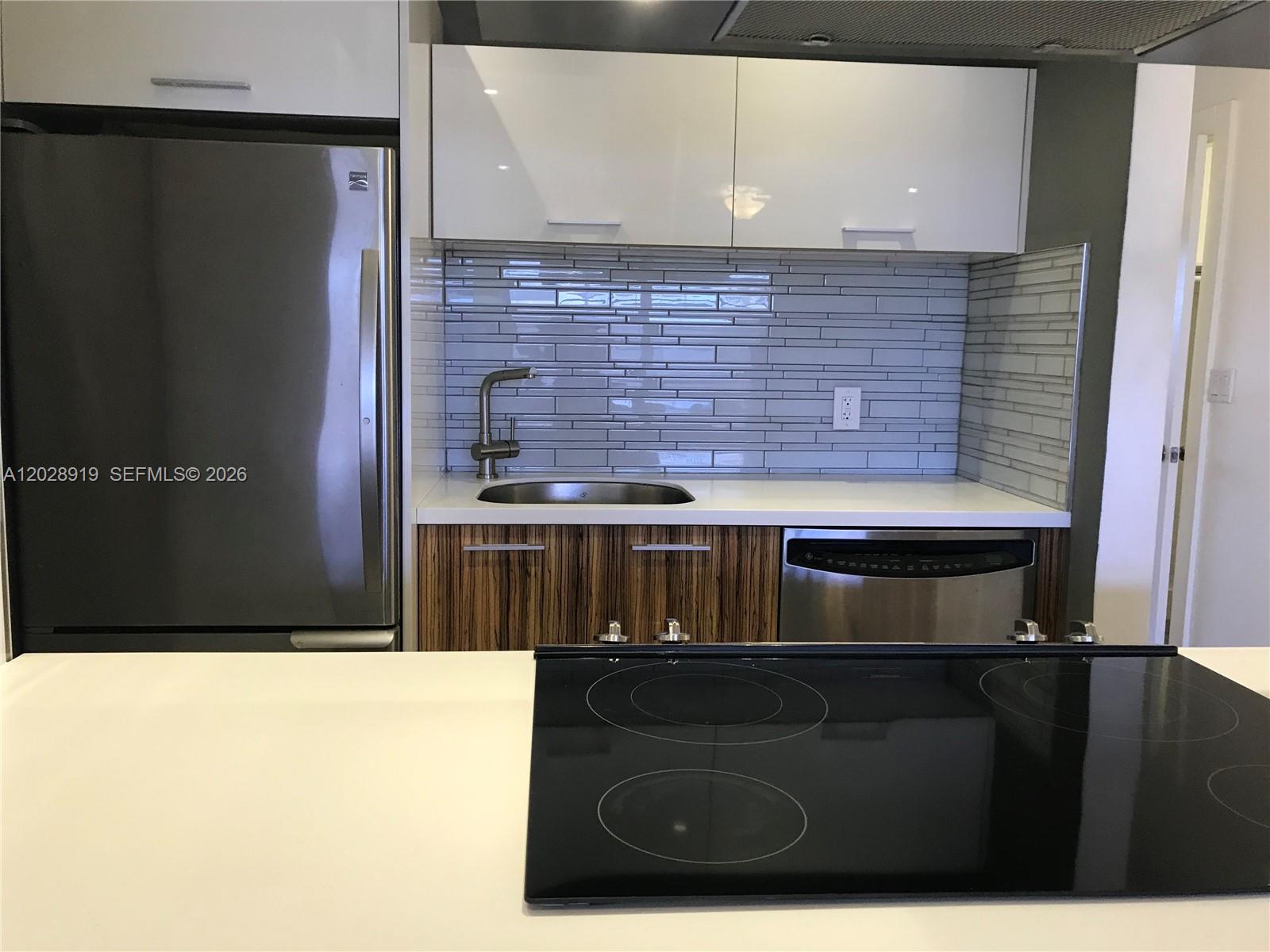 2915 Plunkett St # 10D, Hollywood FL 33020