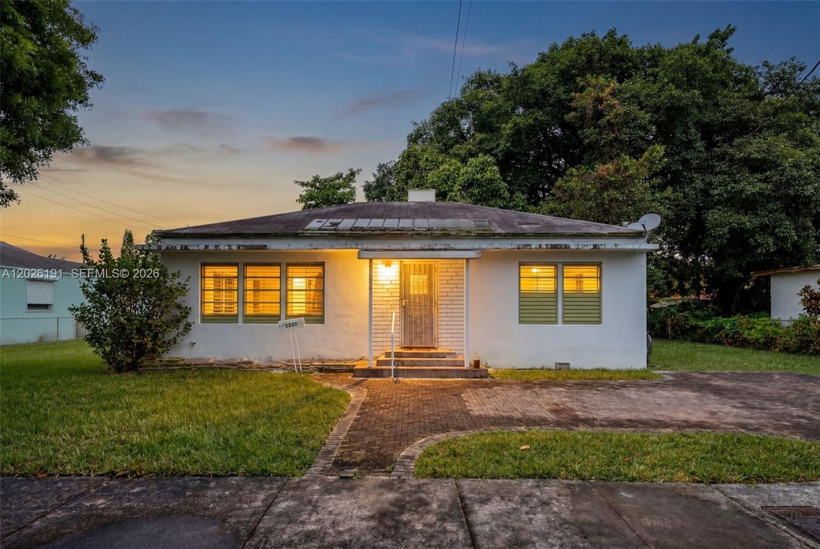 1279 NW 41st St, Miami FL 33142