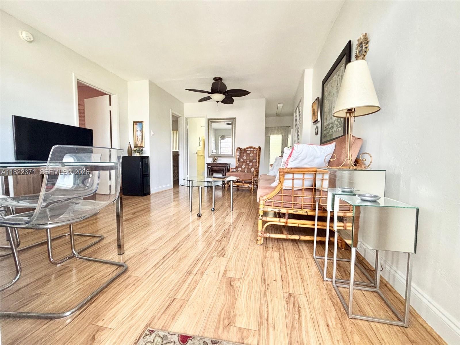 1125 SE 14th Pl # 21C — Photo 3