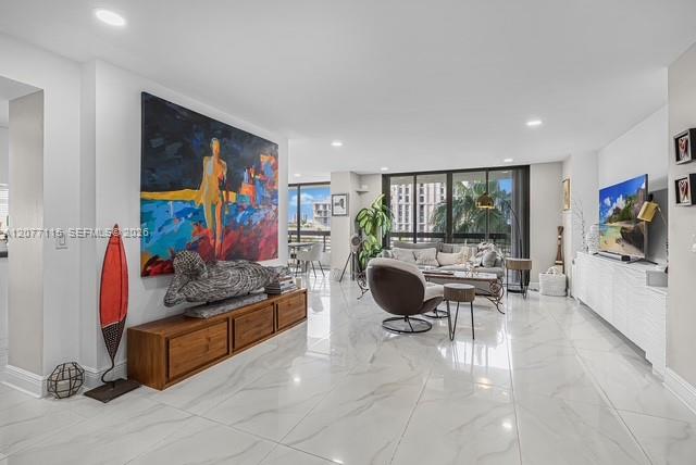 3500 Mystic Pointe Dr # 604, Aventura FL 33180