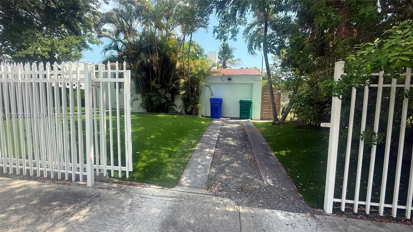 52 NE 51st St, Miami FL 33137