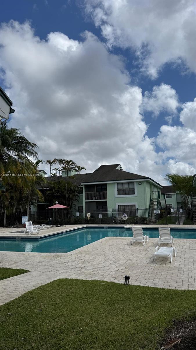 4098 N Pine Island Rd # 100 — Photo 2