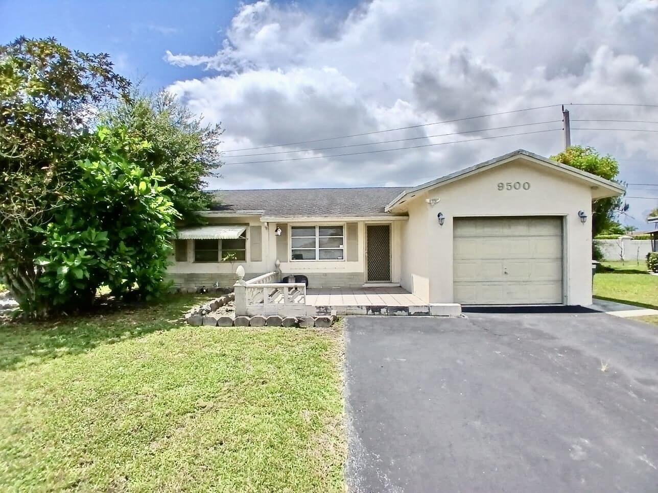 9500 NW 70th Street, Tamarac FL 33321