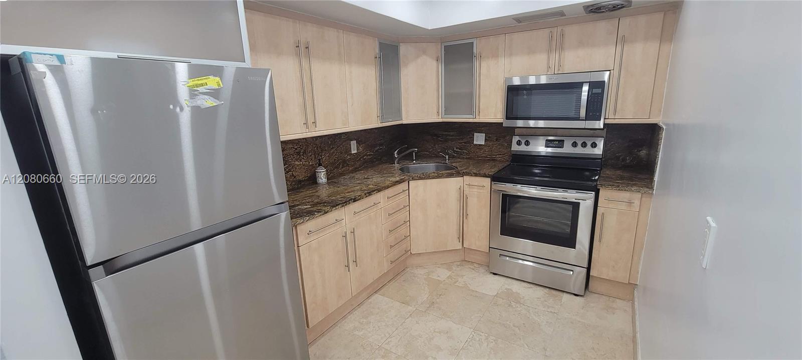 455 Golden Isles Dr # 310 — Photo 4
