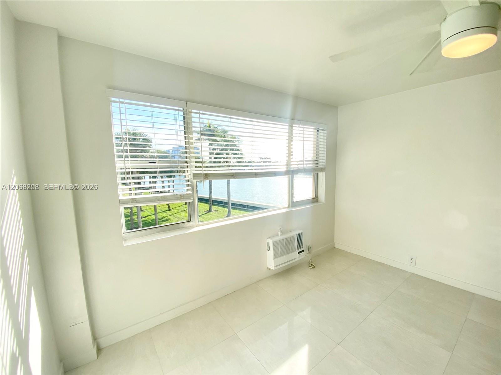 6484 Indian Creek Dr # 205, Miami Beach FL 33141
