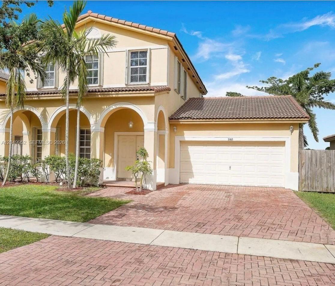 3965 NE 15th St, Homestead FL 33033