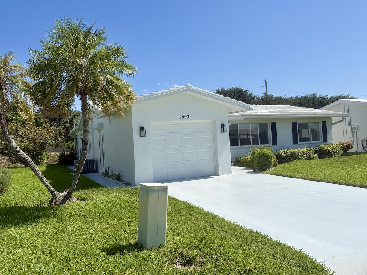 1590 SW 14TH Avenue — Photo 3