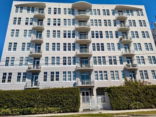 1789 NE Miami Gardens Dr # W304, Miami FL 33179