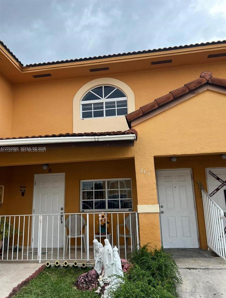 7818 W 34th Ln # 201, Hialeah FL 33018