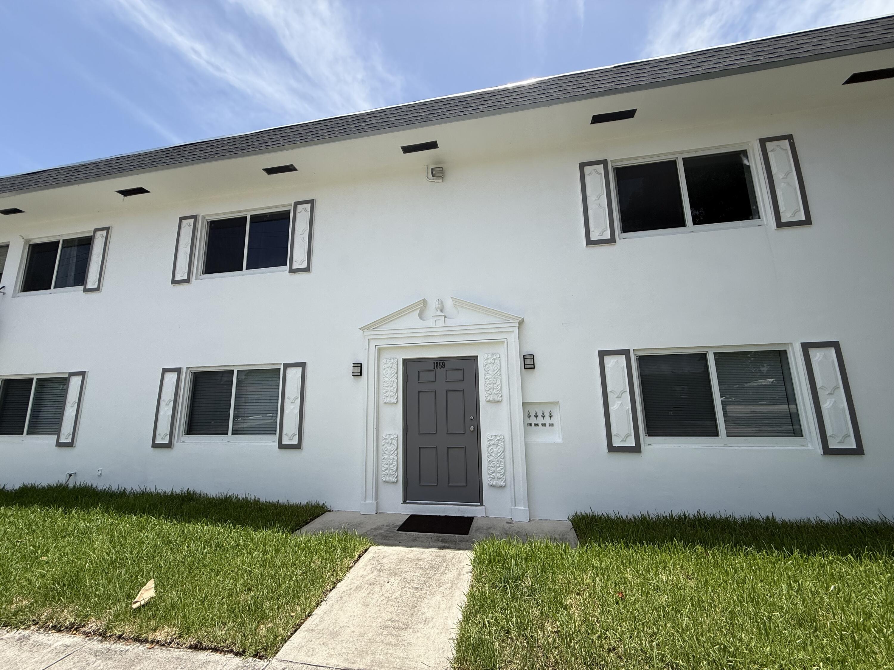 1859 Lincoln Street # 202, Hollywood FL 33020