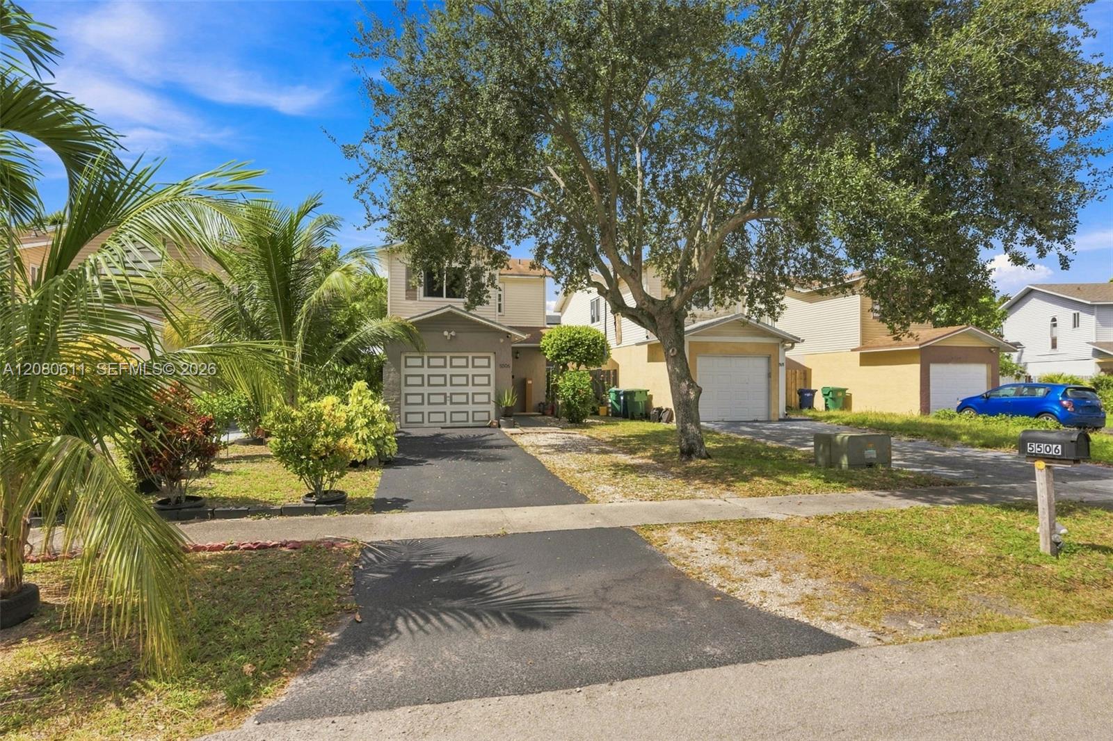 5506 NW 22nd St — Photo 3