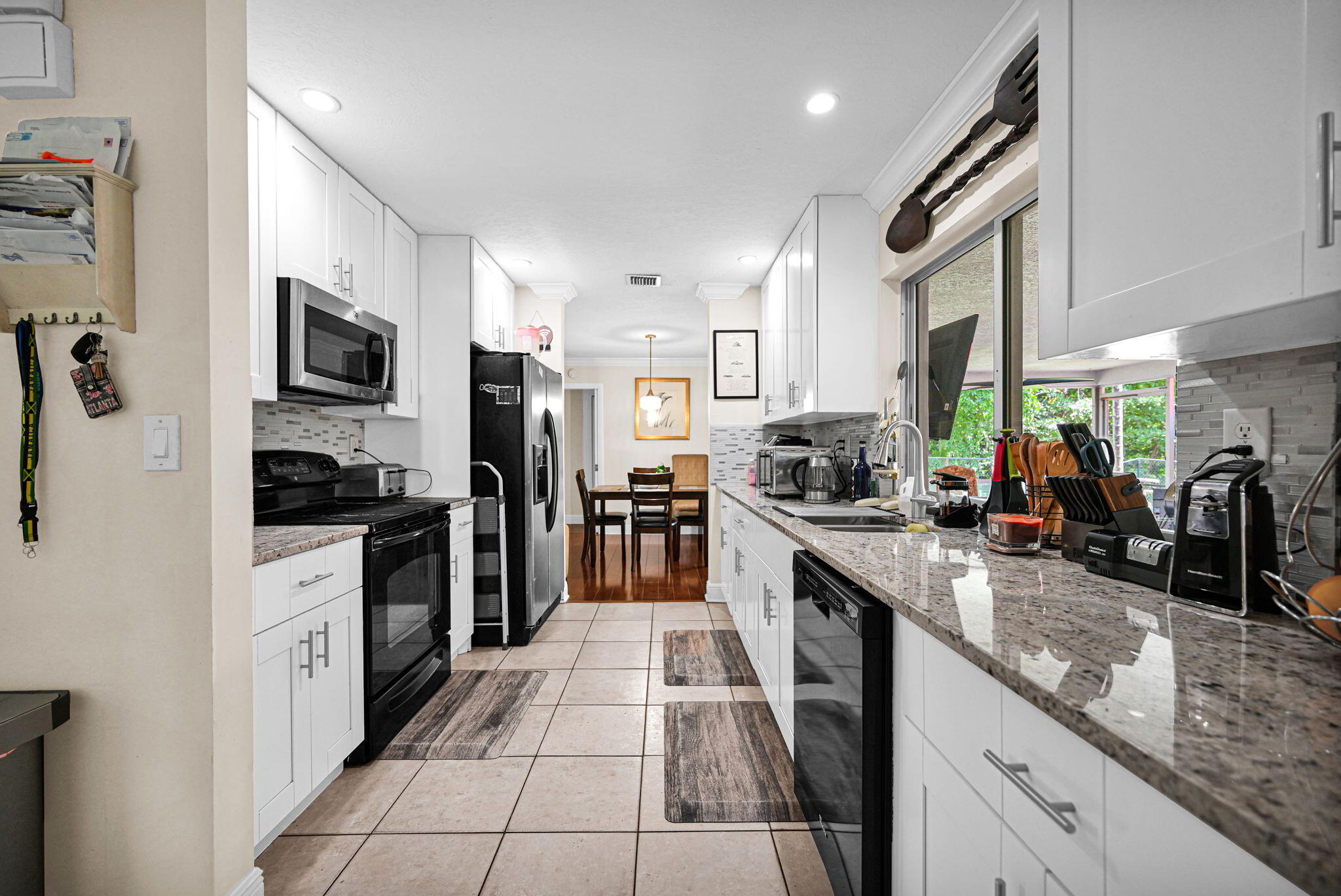4203 NW 75TH Avenue — Photo 5
