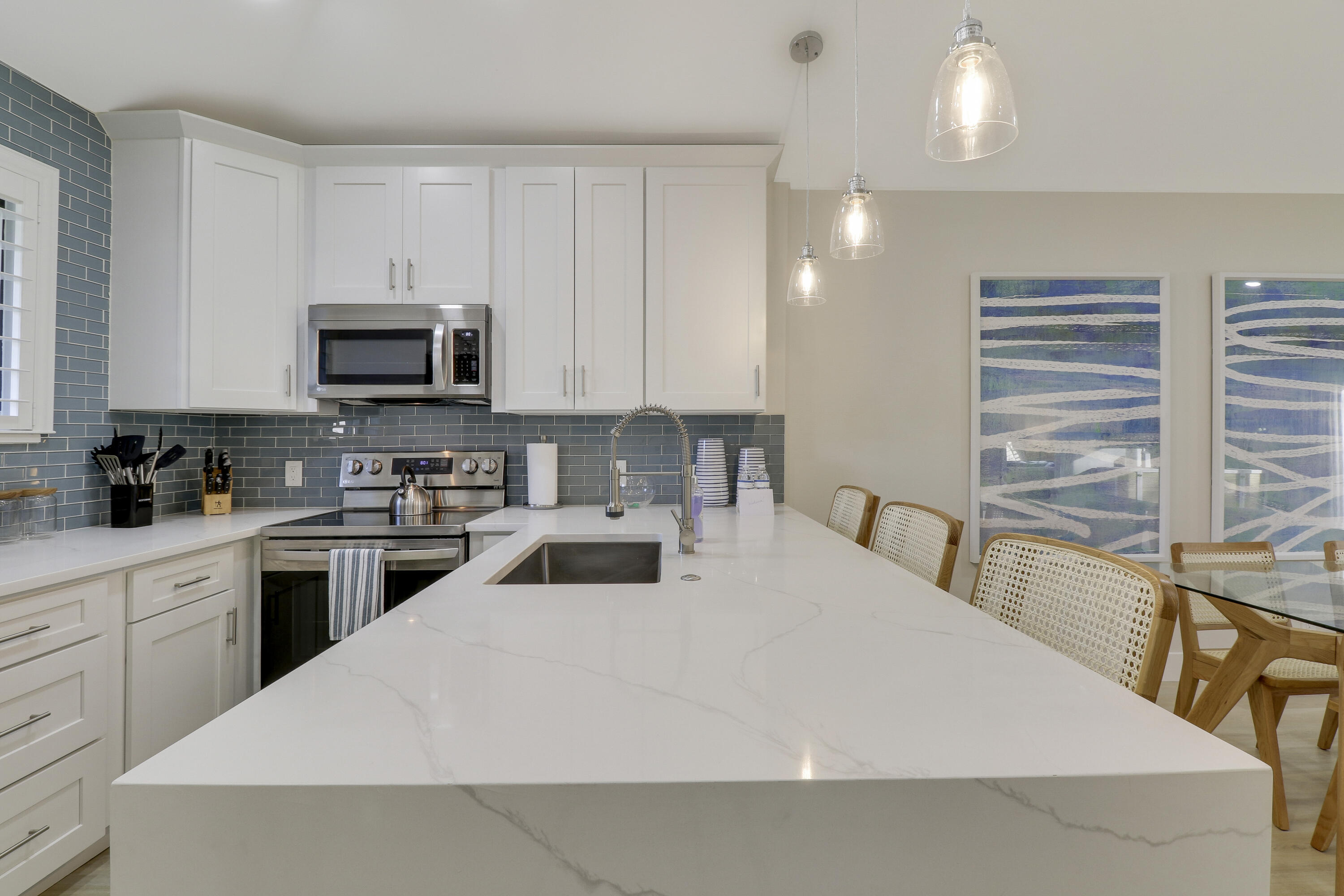 523 Club Drive, Palm Beach Gardens FL 33418