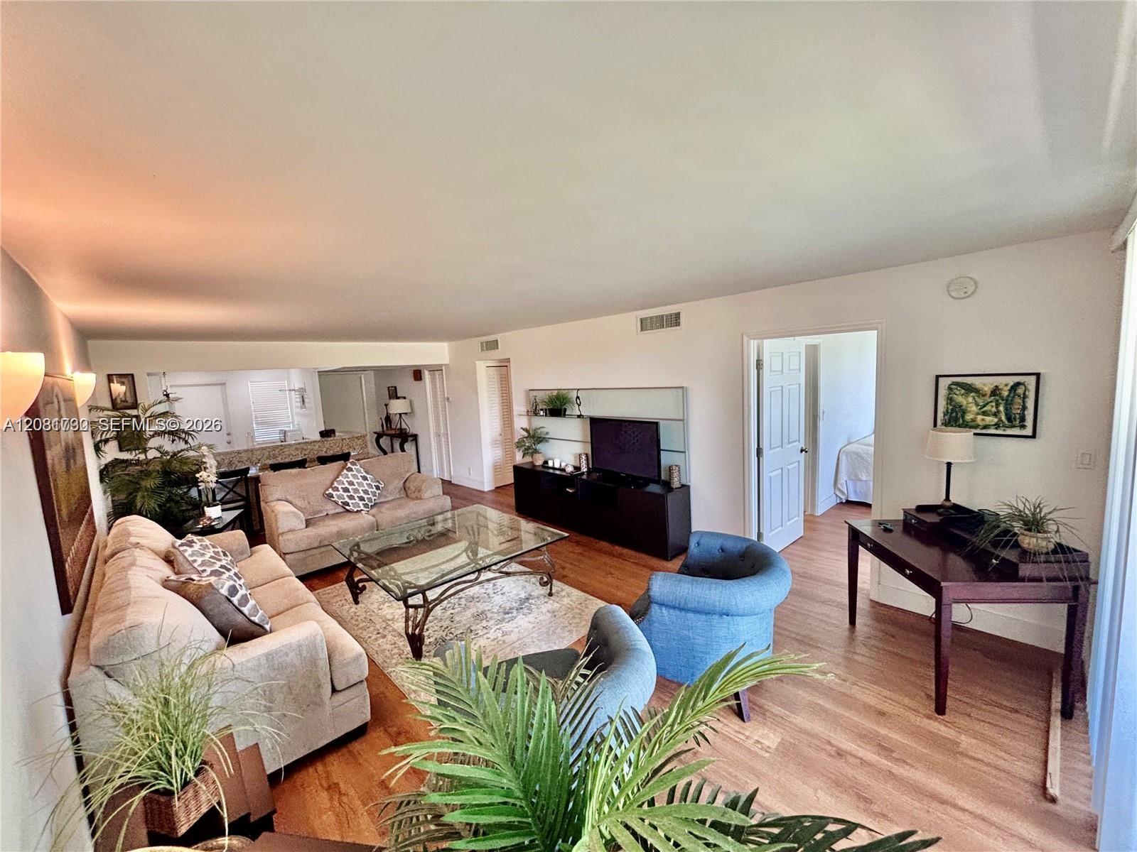 3051 S Palm Aire Dr # 102 — Photo 4